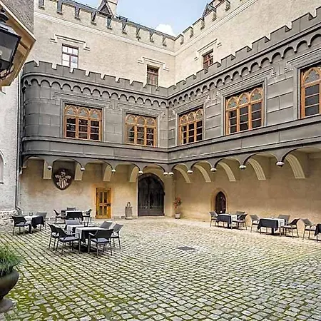 Otel Zamek Karpniki Schloss Fischbach Karpacz