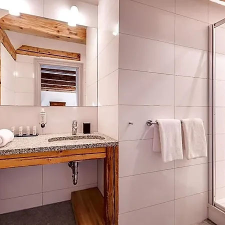 Zamek Karpniki Schloss Fischbach 4* Karpacz